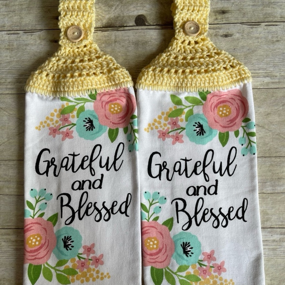 Crochet Top Hanging HandTowel Single Thickness Set of 2 Grateful & Blessed